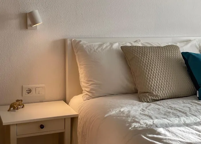 Ap338 - Gaviota Moell * Nerja